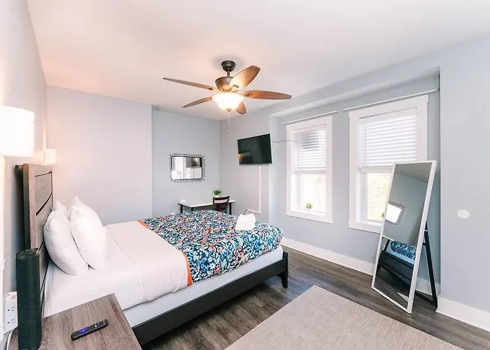 High-speed Internet - Parking - Washer & Dryer Apartment *