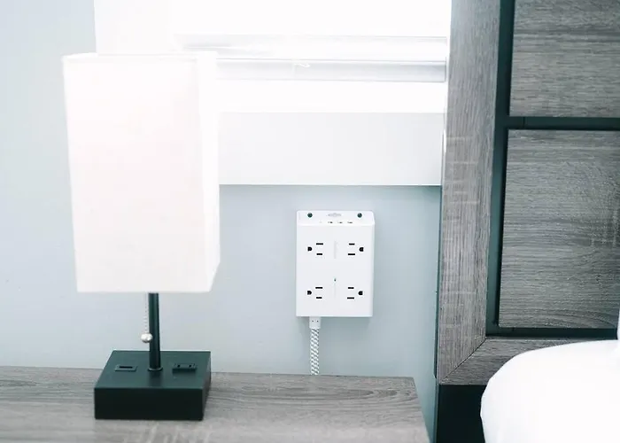 High-speed Internet - Parking - Washer & Dryer Apartment Pittsburgh